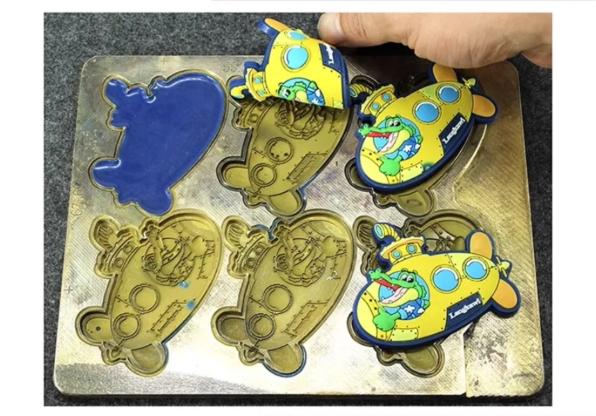 OEM Custom Logo 3D Rubber Patch for Hats and Jeans