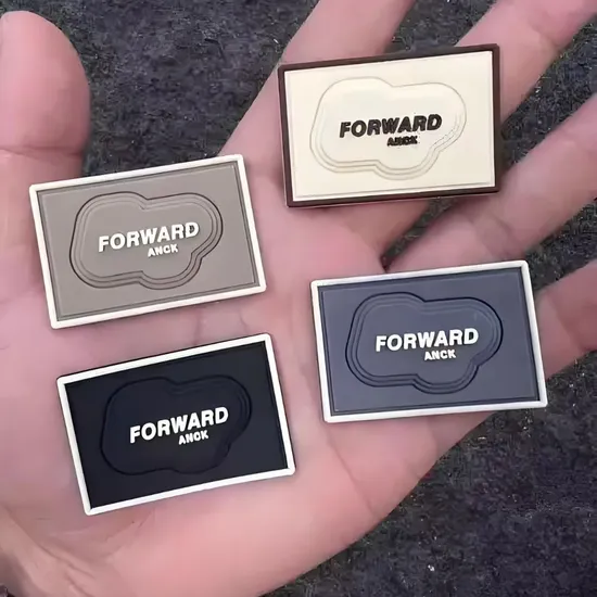 Classic Garment Accessories Rubber Patch for Apparel Branding
